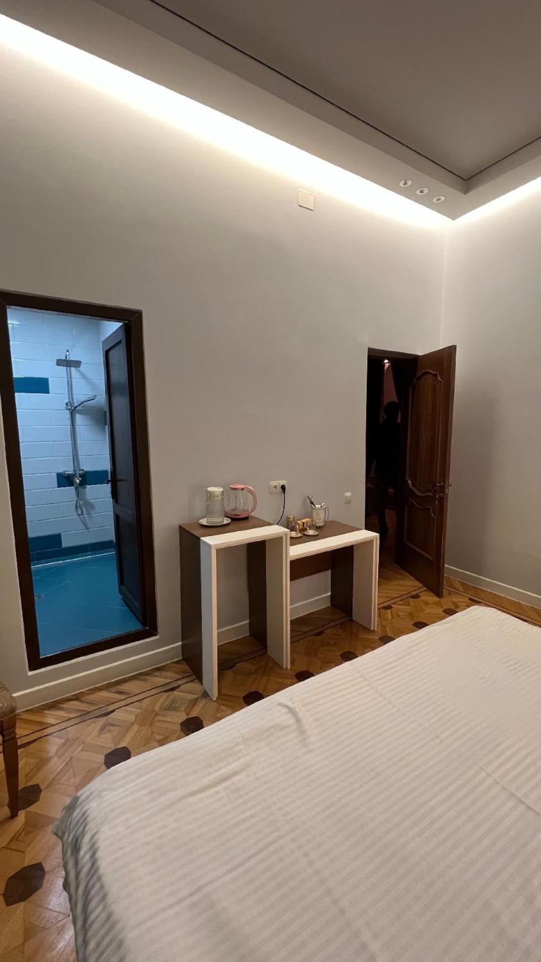 Marco Polo Hotell Kutaisi Exteriör bild